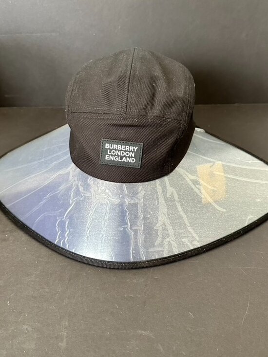 Burberry Logo Bonnet Bucket Hat Clear Visor Size M NEW